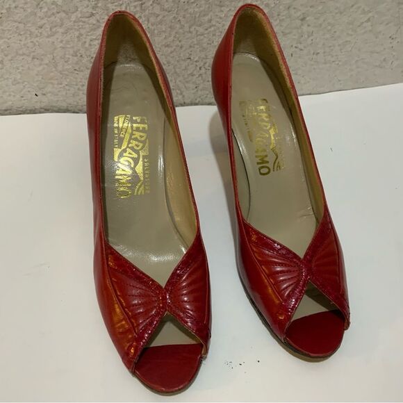 Vintage Red Leather Salvatore Ferragamo (Italy) Open Toe Pumps- US Size 6.5 AAA - Picture 1 of 10